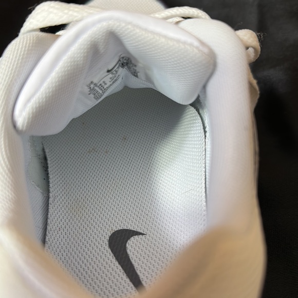 Like New Nike Athletic Shoes - Picture 14 of 15